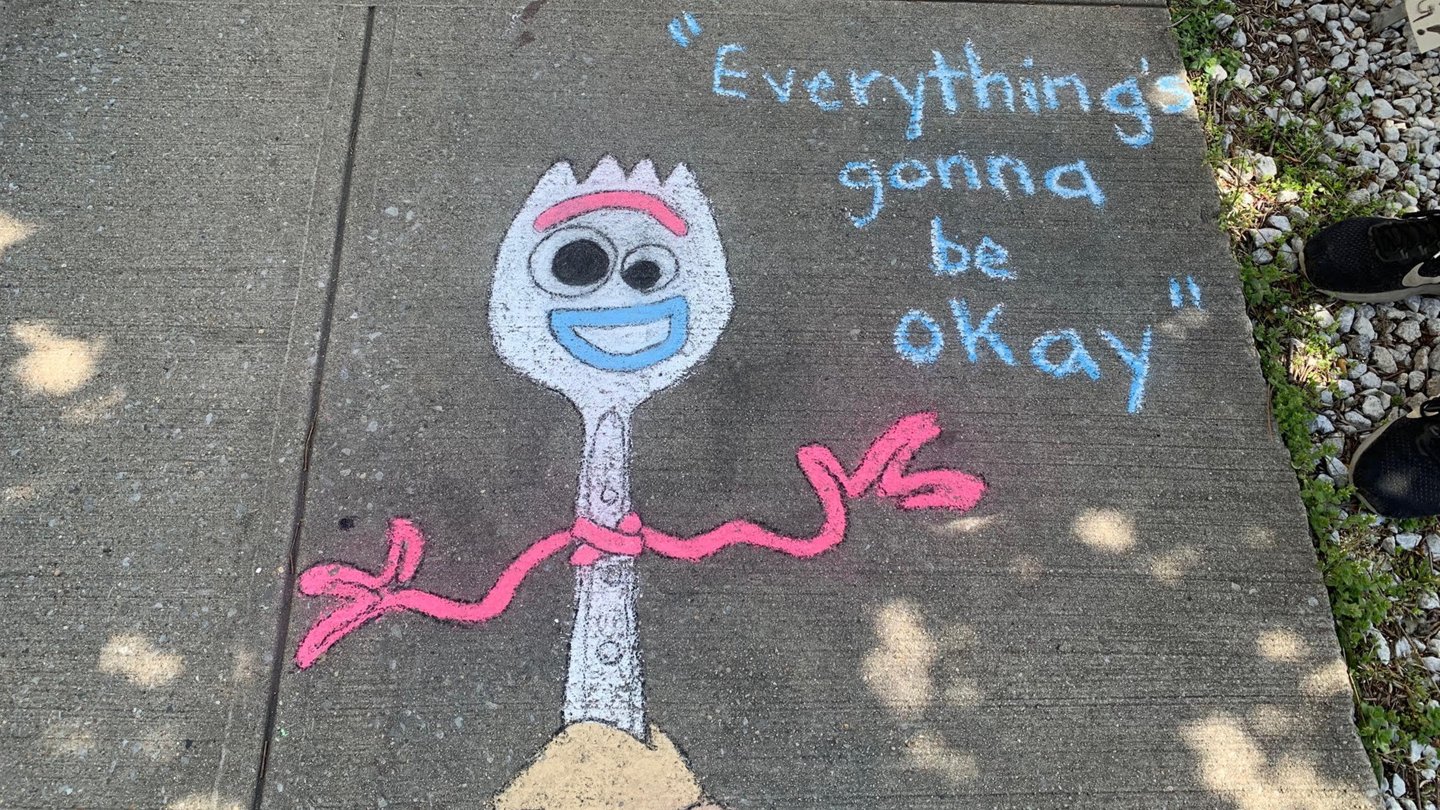 Teacher Uses Sidewalk Chalk To Bring Joy To Her Neighborhood