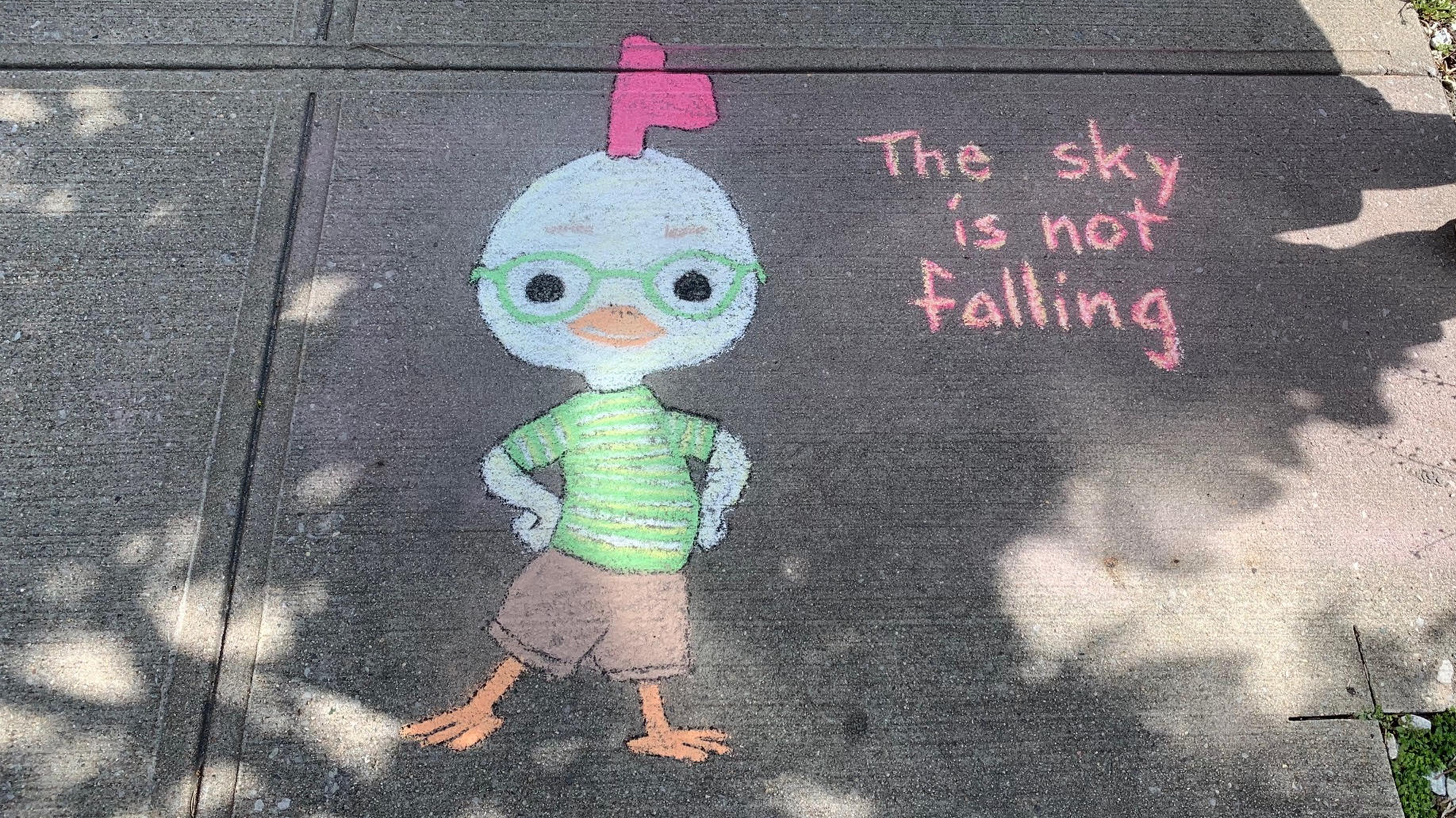 Teacher Uses Sidewalk Chalk To Bring Joy To Her Neighborhood